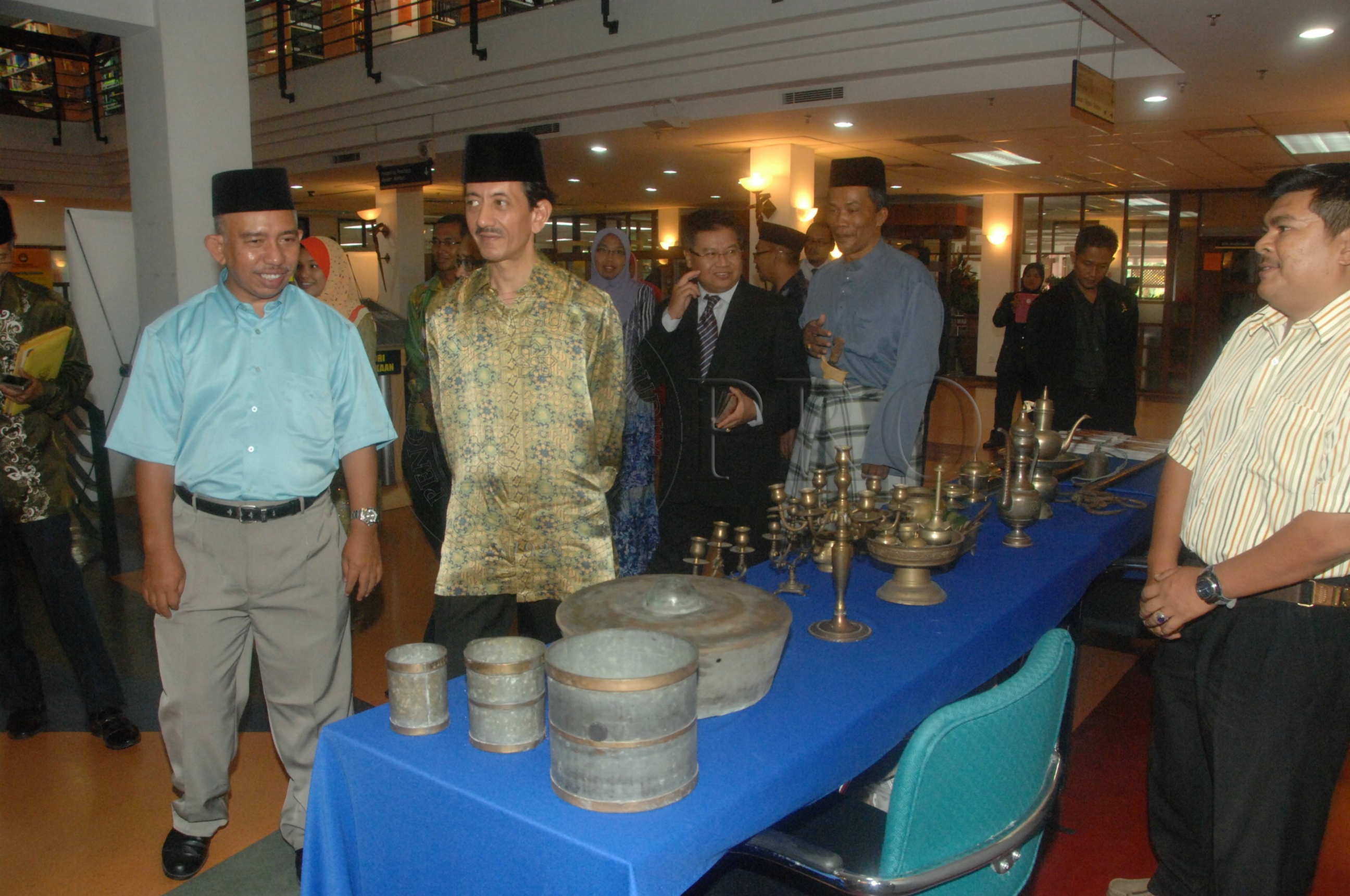 PRO 14 33 WACANA FBA 0112